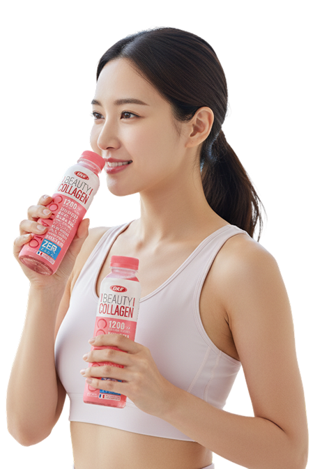 Korena Beauty Collagen juoma kädessä